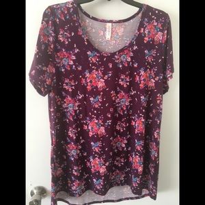 XL PURPLE LULAROE CLASSIC T